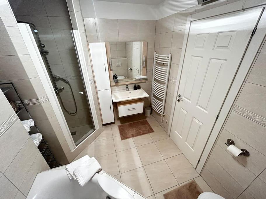 Sea View Apartment Split Luaran gambar